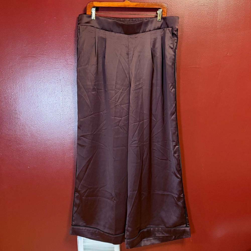 Torrid Wide Leg Pants Size 1X Rich Mahogany Brown Satin Contemporary‎ Chic